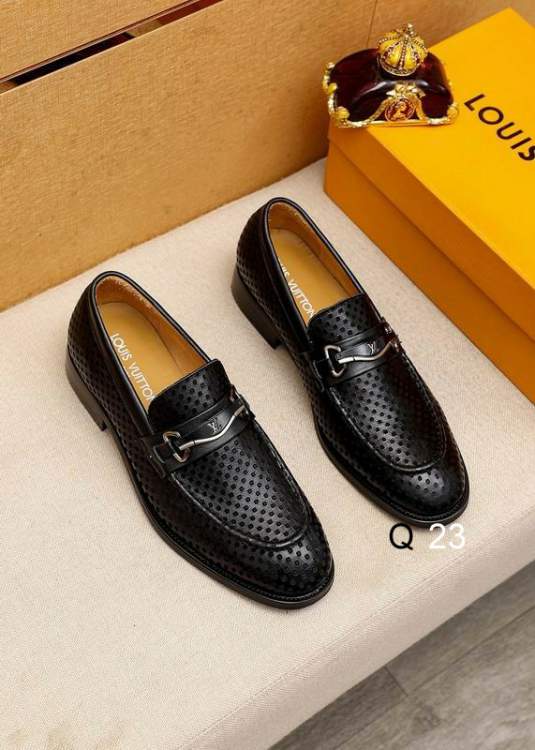 Picture of Louis Vuitton Shoes _SKULVsz38-45HY011813159
